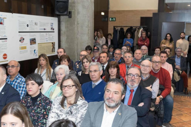 Más de un centenar de representantes de la sociedad ribera han asistido este jueves a la celebración de los 20 años de la Edición de La Ribera de Diario de Navarra, en un acto que ha tenido lugar en Tudela.