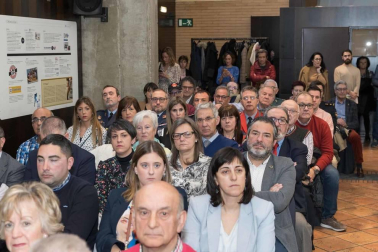 Más de un centenar de representantes de la sociedad ribera han asistido este jueves a la celebración de los 20 años de la Edición de La Ribera de Diario de Navarra, en un acto que ha tenido lugar en Tudela.