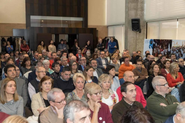 Más de un centenar de representantes de la sociedad ribera han asistido este jueves a la celebración de los 20 años de la Edición de La Ribera de Diario de Navarra, en un acto que ha tenido lugar en Tudela.