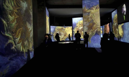 La Sala de la Muralla de Baluarte acoge desde este sábado una muestra multisensorial en la que cobrará vida la obra del artista holandés gracias a las imágenes, luces y sonidos que acompañarán al espectador en un viaje por las etapas pictóricas de Van Gogh.