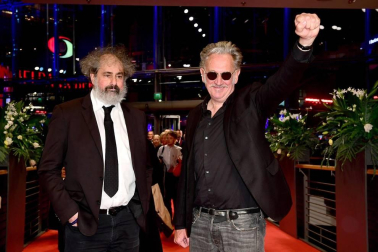 Fotografías de la alfombra roja y de la entrega de premios de la 70ª edición de la Berlinale, que ha otorgado el Oso de Oro a la película iraní 'There is no Evil'.