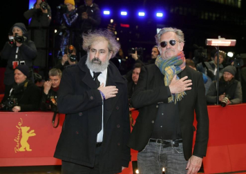 Fotografías de la alfombra roja y de la entrega de premios de la 70ª edición de la Berlinale, que ha otorgado el Oso de Oro a la película iraní 'There is no Evil'.