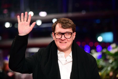Fotografías de la alfombra roja y de la entrega de premios de la 70ª edición de la Berlinale, que ha otorgado el Oso de Oro a la película iraní 'There is no Evil'.