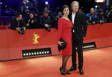 Fotografías de la alfombra roja y de la entrega de premios de la 70ª edición de la Berlinale, que ha otorgado el Oso de Oro a la película iraní 'There is no Evil'.