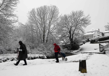 Fotos de la nieve en las localidades navarras de Roncesvalles y Burguete