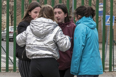 Alumnado del IESO del Camino de Viana durante una jornada lectiva.