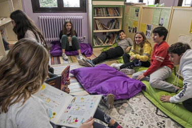 Alumnado del IESO del Camino de Viana durante una jornada lectiva.