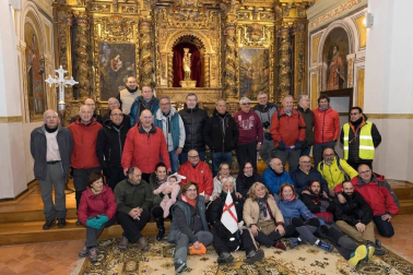 Alrededor de 90 kilómetros, divididos en cuatro o tres etapas, es la distancia que recorren miles de riberos hasta el Castillo de Javier