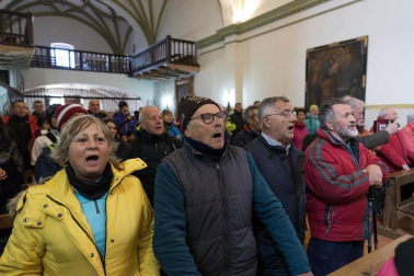 Alrededor de 90 kilómetros, divididos en cuatro o tres etapas, es la distancia que recorren miles de riberos hasta el Castillo de Javier