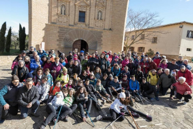 Alrededor de 90 kilómetros, divididos en cuatro o tres etapas, es la distancia que recorren miles de riberos hasta el Castillo de Javier