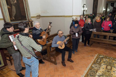 Alrededor de 90 kilómetros, divididos en cuatro o tres etapas, es la distancia que recorren miles de riberos hasta el Castillo de Javier