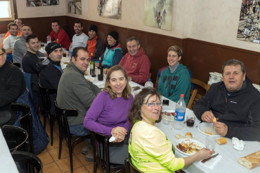 Alrededor de 90 kilómetros, divididos en cuatro o tres etapas, es la distancia que recorren miles de riberos hasta el Castillo de Javier