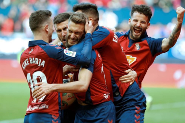 Galería de fotos del partido Osasuna-Espanyol, disputado en El Sadar y correspondiente a la jornada 27 de LaLiga Santander.