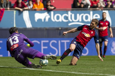 Galería de fotos del partido Osasuna-Espanyol, disputado en El Sadar y correspondiente a la jornada 27 de LaLiga Santander.