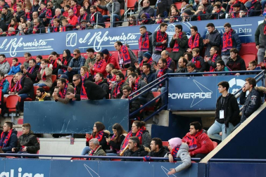 Galería de fotos del partido Osasuna-Espanyol Madrid disputado en El Sadar y correspondiente a la jornada 27 de LaLiga Santander.