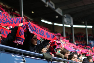Galería de fotos del partido Osasuna-Espanyol Madrid disputado en El Sadar y correspondiente a la jornada 27 de LaLiga Santander.