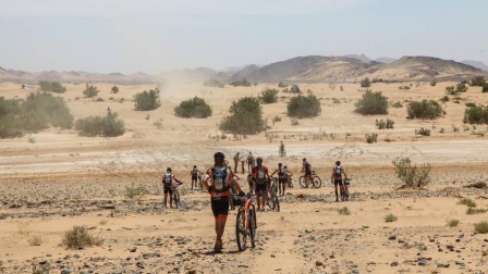 Navarros en la Titan Desert 2016