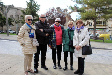 Bajo el lema 'Soy la generación Igualdad: ¡Por los derechos de las Mujeres!' se celebró el pasado domingo la concentración para celebrar, un año más, el Día de la Mujer en Sangüesa. La cita fue en el Prau, el Ayuntamiento, a las doce y media del mediodía.