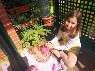 Imágenes enviadas por los lectores donde muestran cómo pasan el aislamiento en casa por el coronavirus.