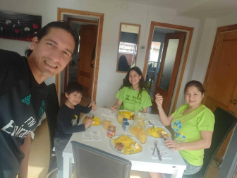 Imágenes enviadas por los lectores donde muestran cómo pasan el aislamiento en casa por el coronavirus.