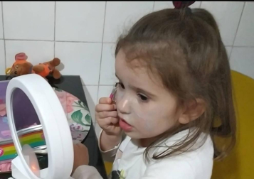 Imágenes enviadas por los lectores donde muestran cómo pasan el aislamiento en casa por el coronavirus.