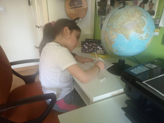 Imágenes enviadas por los lectores donde muestran cómo pasan el aislamiento en casa por el coronavirus.