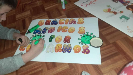 Imágenes enviadas por los lectores donde muestran cómo pasan el aislamiento en casa por el coronavirus.