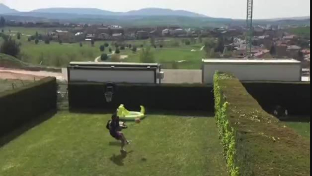 Fútbol tenis entre Mérida y Navas