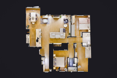 Fantástico piso reformado frente al centro médico San Martín, rodeado de supermercado, colegios, zonas verdes, tiendas, restaurantes y transporte público en la puerta de casa. Vistas panorámicas, muy luminoso, orientación sur y gran altura. Cuenta con salón-+comedor-cocina, lavandería, dos balcones, tres habitaciones y dos baños. Más información en info@dninmo.com.