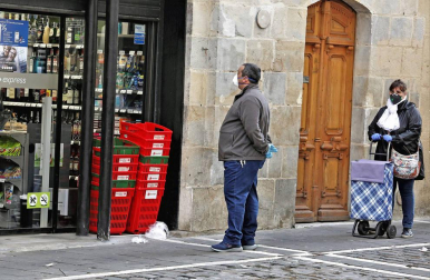 Esta pandemia provocada por el Covid-19 nos ha dejado imágenes únicas de nuestras ciudades y pueblos. Momentos que han captado nuestros fotoperiodistas y que resumen el impacto que esta enfermedad está provocando en Navarra