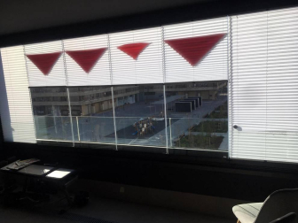 El pañuelo de San Fermín este sábado en todas las ventanas de Navarra. Esa es la idea con la que la capilla de San Fermín hace un llamamiento con motivo del cuarto peldaño de la escalera, este 4 de abril,