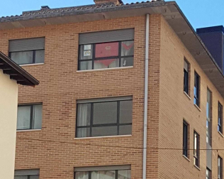 El pañuelo de San Fermín este sábado en todas las ventanas de Navarra. Esa es la idea con la que la capilla de San Fermín hace un llamamiento con motivo del cuarto peldaño de la escalera, este 4 de abril,