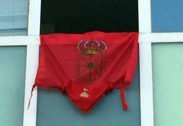 El pañuelo de San Fermín este sábado en todas las ventanas de Navarra. Esa es la idea con la que la capilla de San Fermín hace un llamamiento con motivo del cuarto peldaño de la escalera, este 4 de abril,