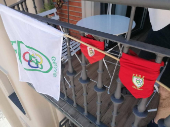 El pañuelo de San Fermín este sábado en todas las ventanas de Navarra. Esa es la idea con la que la capilla de San Fermín hace un llamamiento con motivo del cuarto peldaño de la escalera, este 4 de abril,
