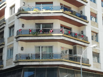 El pañuelo de San Fermín este sábado en todas las ventanas de Navarra. Esa es la idea con la que la capilla de San Fermín hace un llamamiento con motivo del cuarto peldaño de la escalera, este 4 de abril,
