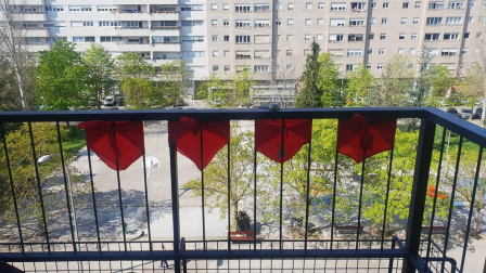 El pañuelo de San Fermín este sábado en todas las ventanas de Navarra. Esa es la idea con la que la capilla de San Fermín hace un llamamiento con motivo del cuarto peldaño de la escalera, este 4 de abril,