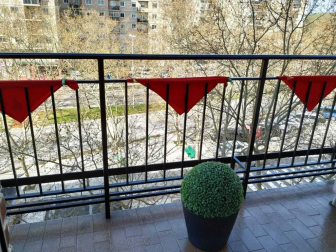 El pañuelo de San Fermín este sábado en todas las ventanas de Navarra. Esa es la idea con la que la capilla de San Fermín hace un llamamiento con motivo del cuarto peldaño de la escalera, este 4 de abril,