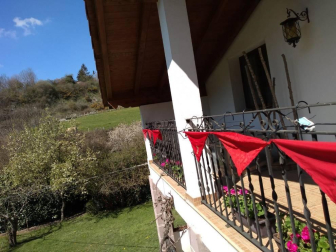 El pañuelo de San Fermín este sábado en todas las ventanas de Navarra. Esa es la idea con la que la capilla de San Fermín hace un llamamiento con motivo del cuarto peldaño de la escalera, este 4 de abril,