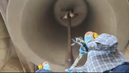 Vídeo: Las campanas de las iglesias navarras repican en recuerdo de los fallecidos