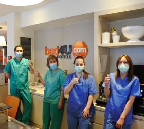 Algunos de los dibujos enviados al hotel Bed4U de Tudela, que acoge a pacientes con coronavirus