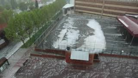 Vídeo | Tormenta y granizo en Barañáin