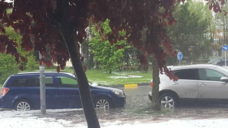 Fotografías de la impresionante tormenta y granizo de este sábado, 25 de abril