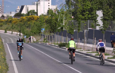 Imágenes de la jornada del 2 de mayo, en la que los navarros pueden salir a la calle a pasear y hacer deporte entre las 6 y las 10 de la mañana, y las 20 y las 23 de la noche.