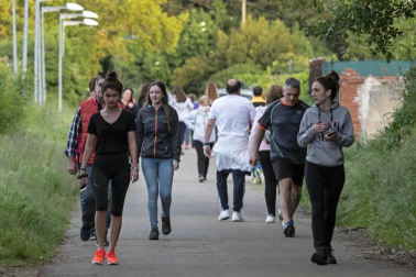 Imágenes de la jornada del 2 de mayo, en la que los navarros pueden salir a la calle a pasear y hacer deporte entre las 6 y las 10 de la mañana, y las 20 y las 23 de la noche.