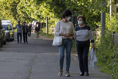 Imágenes de la jornada del 2 de mayo, en la que los navarros pueden salir a la calle a pasear y hacer deporte entre las 6 y las 10 de la mañana, y las 20 y las 23 de la noche.