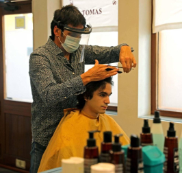 Apertura de algunos comercios en Pamplona en la fase 0 de la desescalada.