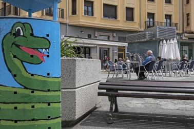 Este lunes, Navarra ha entrado en la fase 1 de la desescalada y numerosos comercios y terrazas de toda la Comunidad foral han reabierto sus puertas.