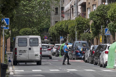 Este lunes, Navarra ha entrado en la fase 1 de la desescalada y numerosos comercios y terrazas de toda la Comunidad foral han reabierto sus puertas.