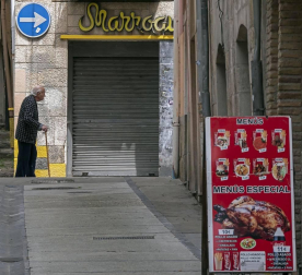 Este lunes, Navarra ha entrado en la fase 1 de la desescalada y numerosos comercios y terrazas de toda la Comunidad foral han reabierto sus puertas.