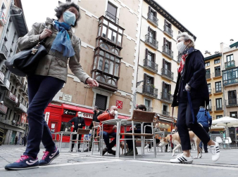 Este lunes, Navarra ha entrado en la fase 1 de la desescalada y numerosos comercios y terrazas de toda la Comunidad foral han reabierto sus puertas.